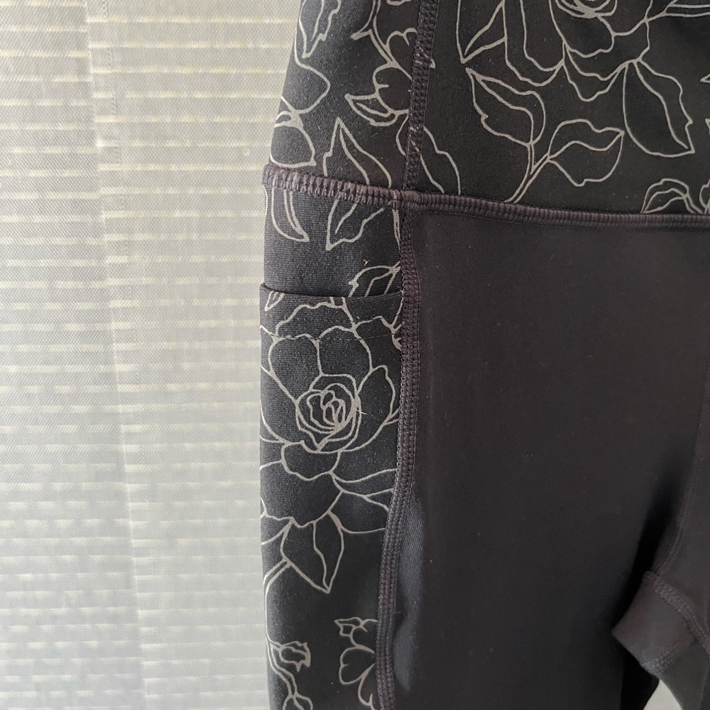 Skechers GoWalk GoFlex High Waisted 7/8 Leggings - Picture 5 of 12